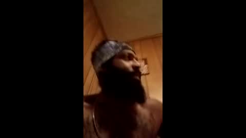 Snapshot of t92bbc chatting on April 2026 10:48:01 PM t92bbc online show from April 2026 10:48:01 PM