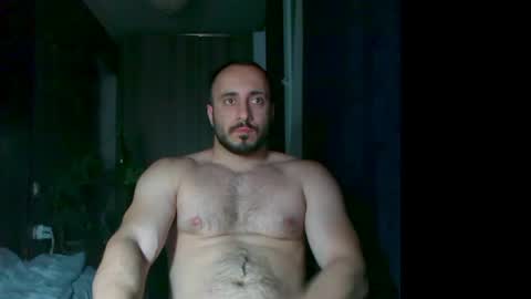 Snapshot of t_huracane chatting on May 2026 07:00:01 PM Huracane online show from May 2026 07:00:01 PM