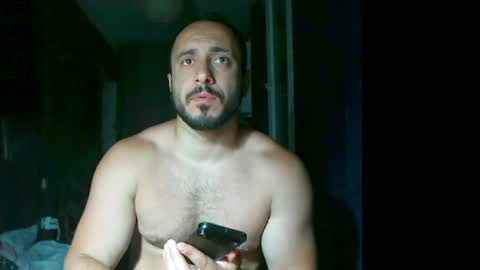 Snapshot of t_huracane chatting on June 2026 05:28:02 PM Huracane online show from June 2026 05:28:02 PM