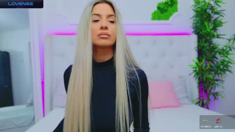 Snapshot of taahiraarabian chatting on December 2024 01:50:02 PM Arianna online show from December 2024 01:50:02 PM