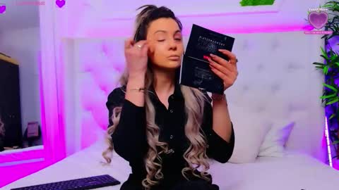 Arianna online show from February 2026 01:32:02 PM