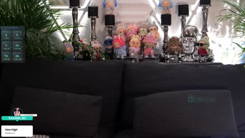 TAANNI online show from November 2025 09:48:02 PM