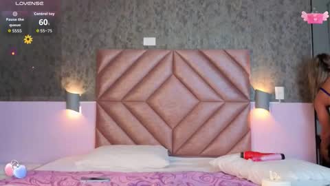 Snapshot of tabatamonroe chatting on December 2025 07:42:02 PM Tabata online show from December 2025 07:42:02 PM