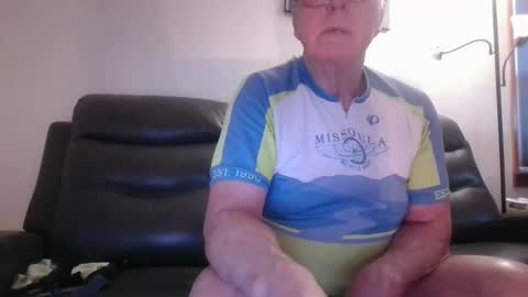 Snapshot of tacrunner66_ chatting on February 2025 03:18:02 PM tacrunner66_ online show from February 2025 03:18:02 PM
