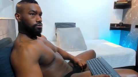 Tafari Zulu online show from January 2025 12:01:01 AM