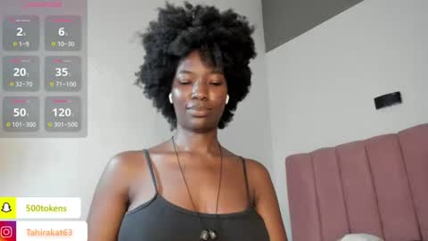 Snapshot of tahira_21 chatting on June 2026 07:45:01 PM Tahira online show from June 2026 07:45:01 PM