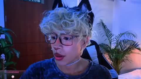 taichi online show from October 2025 01:57:02 PM