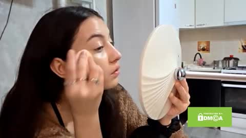 Lisss online show from February 2026 12:45:02 PM