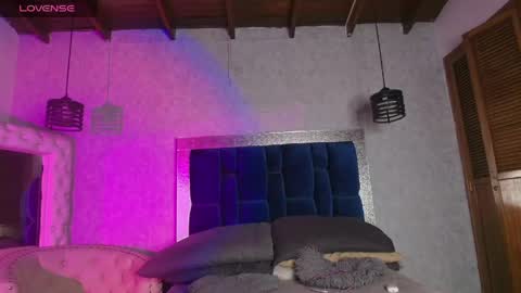 Taissa online show from April 2026 09:04:02 PM