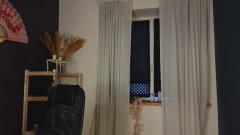 Lizzy online show from March 2026 08:26:33 AM