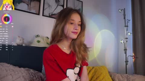 Mia online show from March 2026 02:37:01 AM