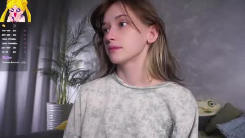 Mia online show from April 2026 01:08:01 AM