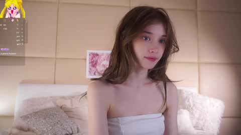 Snapshot of taitehambelton chatting on May 2026 02:17:01 AM Mia online show from May 2026 02:17:01 AM