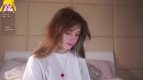 Snapshot of taitehambelton chatting on May 2026 01:47:02 AM Mia online show from May 2026 01:47:02 AM