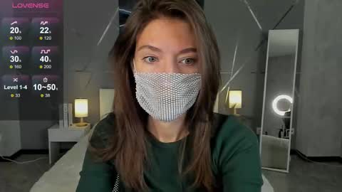 Sasha online show from October 2025 01:36:02 AM