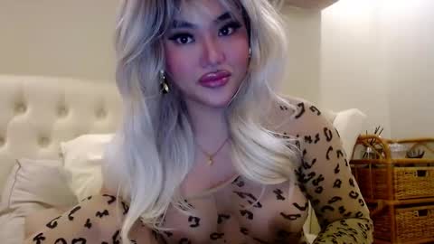 Snapshot of takemeinheaven1 chatting on February 2025 02:49:01 PM Lena online show from February 2025 02:49:01 PM