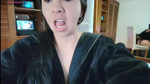 talia__velvet online show from March 2026 01:40:02 AM