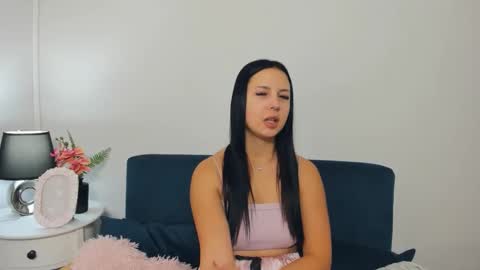 taliasensitive online show from September 2025 10:42:01 AM