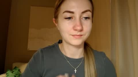 Snapshot of taliiyafiredream chatting on January 2025 12:24:02 PM Kira online show from January 2025 12:24:02 PM