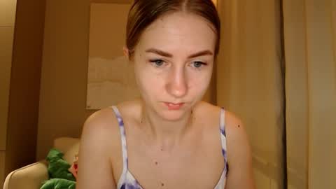 Snapshot of taliiyafiredream chatting on January 2025 06:04:01 AM Kira online show from January 2025 06:04:01 AM
