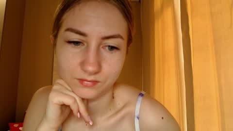 Snapshot of taliiyafiredream chatting on February 2025 06:29:02 AM Kira online show from February 2025 06:29:02 AM