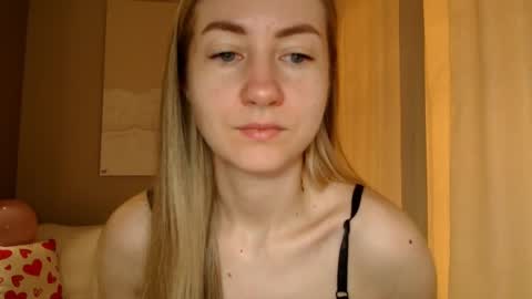 Snapshot of taliiyafiredream chatting on March 2025 06:01:01 AM Kira online show from March 2025 06:01:01 AM