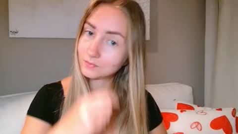 Snapshot of taliiyafiredream chatting on October 2025 06:03:01 AM Kira online show from October 2025 06:03:01 AM