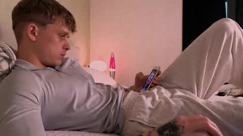 Snapshot of talkinghead7 chatting on October 2025 04:26:01 AM Colin online show from October 2025 04:26:01 AM