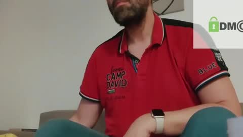 Snapshot of tallboy77eu chatting on December 2024 12:03:02 AM Aligator online show from December 2024 12:03:02 AM