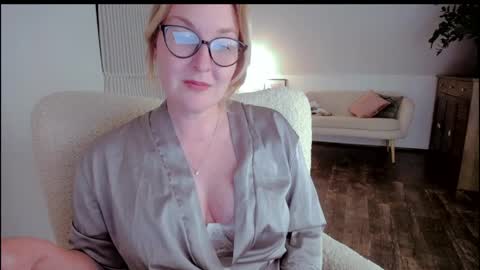 Snapshot of tallinnlove chatting on April 2026 06:13:02 PM tallinnlove online show from April 2026 06:13:02 PM