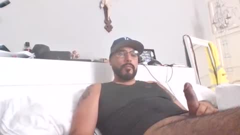 Snapshot of talllatino310 chatting on September 2025 10:20:02 PM talllatino310 online show from September 2025 10:20:02 PM