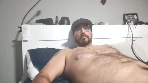 Snapshot of talllatino310 chatting on October 2025 04:43:02 AM talllatino310 online show from October 2025 04:43:02 AM