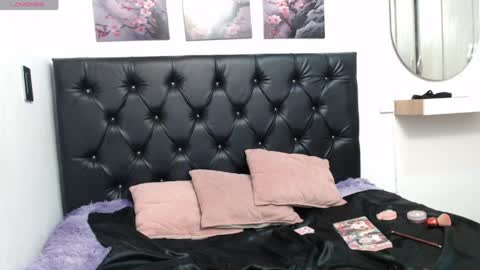 Hi im sara online show from April 2026 01:51:02 PM