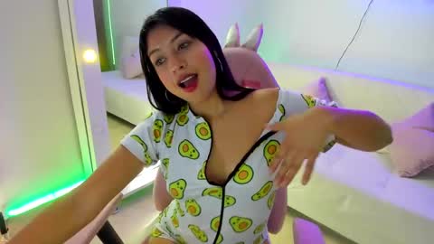 SOFIA  online show from February 2025 07:07:01 AM