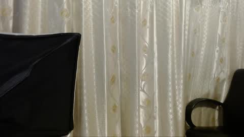 Tammy Modelo independiente YEAH online show from October 2025 02:18:01 AM