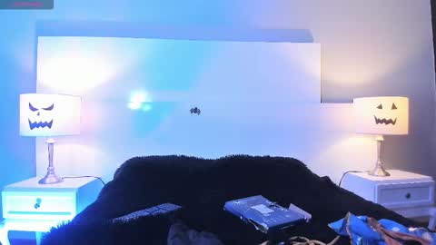 Tamy  online show from October 2025 01:34:01 PM