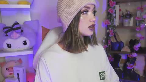 Cami 3 online show from December 2024 05:03:01 AM