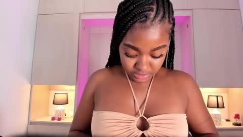 Tami online show from February 2025 06:15:02 PM