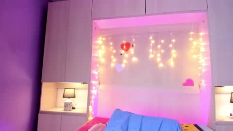 Tami online show from March 2025 03:49:01 PM