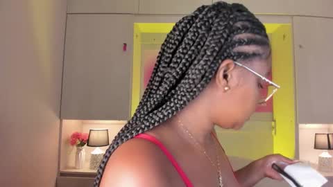 Tami online show from February 2026 07:45:01 PM