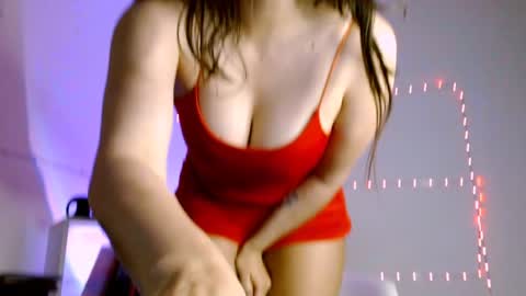 Tami online show from February 2025 10:03:02 AM