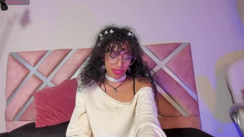 Snapshot of tamia_25 chatting on April 2026 08:31:02 PM TAMI online show from April 2026 08:31:02 PM