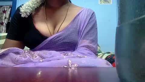 Snapshot of tamilmadhi520 chatting on June 2026 06:44:01 AM tamilmadhi520 online show from June 2026 06:44:01 AM