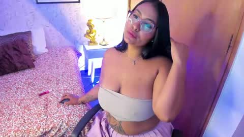 Tammara  online show from May 2026 02:45:01 PM