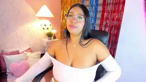 Tammara  online show from June 2026 12:22:01 PM