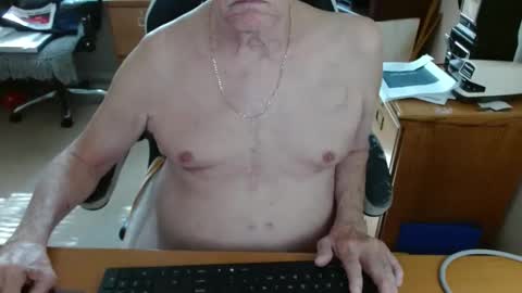 Snapshot of tampaman345 chatting on May 2026 01:49:02 PM tampaman345 online show from May 2026 01:49:02 PM