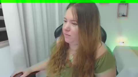 Snapshot of tamy_shine87 chatting on December 2024 05:31:02 AM Im Samy online show from December 2024 05:31:02 AM