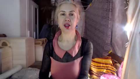 Milena online show from December 2025 03:52:02 PM