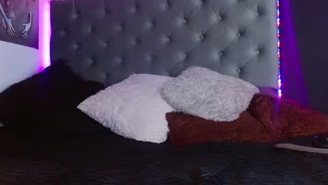 Tani Queen online show from February 2025 03:10:02 AM