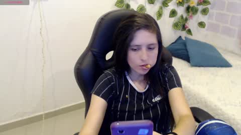 Tania  online show from February 2025 03:18:01 PM